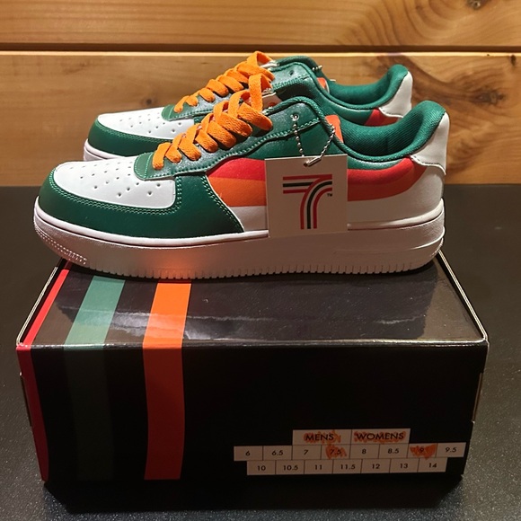 7-ELEVEN Custom, Limited Edition-Shoe Surgeon - Picture 3 of 6